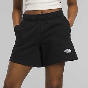 (XL-XXL:NWT) $35|North Face Women's Logo Shorts, Black